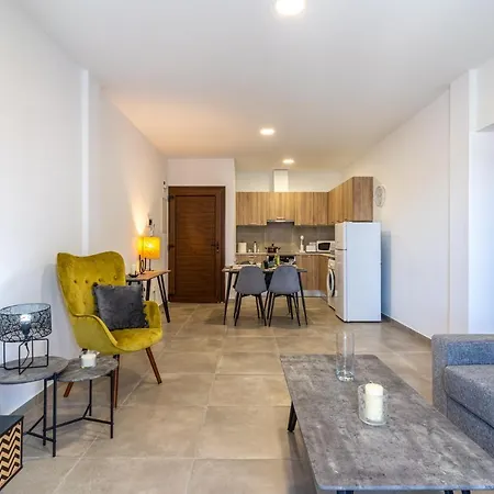 Olive 2-bedroom In Apartment