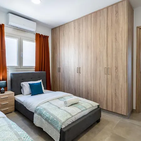 Olive 2-bedroom In Appartement Larnaca